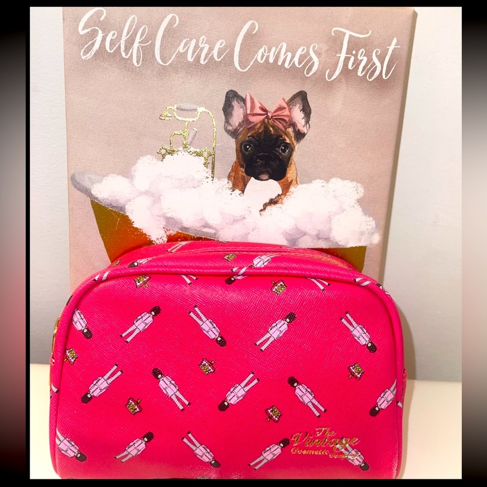Women cosmetic pouch 👝💗